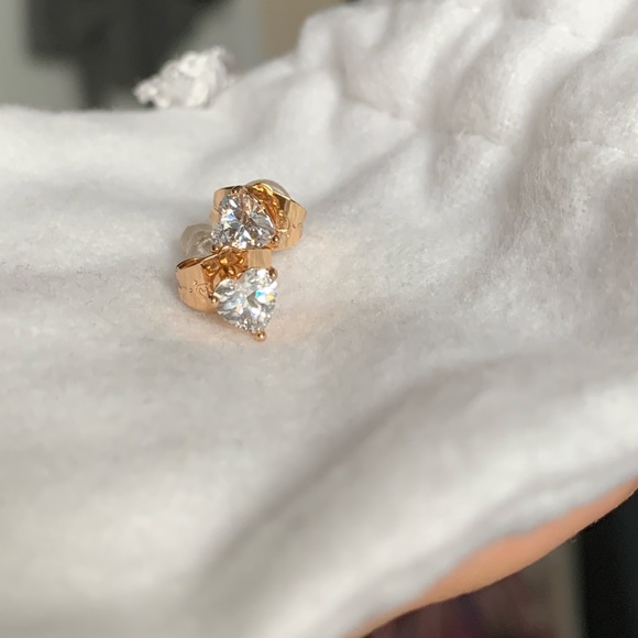 Heart Shaped Gold Plated Earrings 4mm - Picture 1 of 4